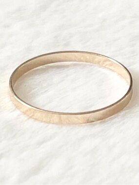 5/$15 🩷 MUST BUNDLE Gold Skinny Women’s Ring